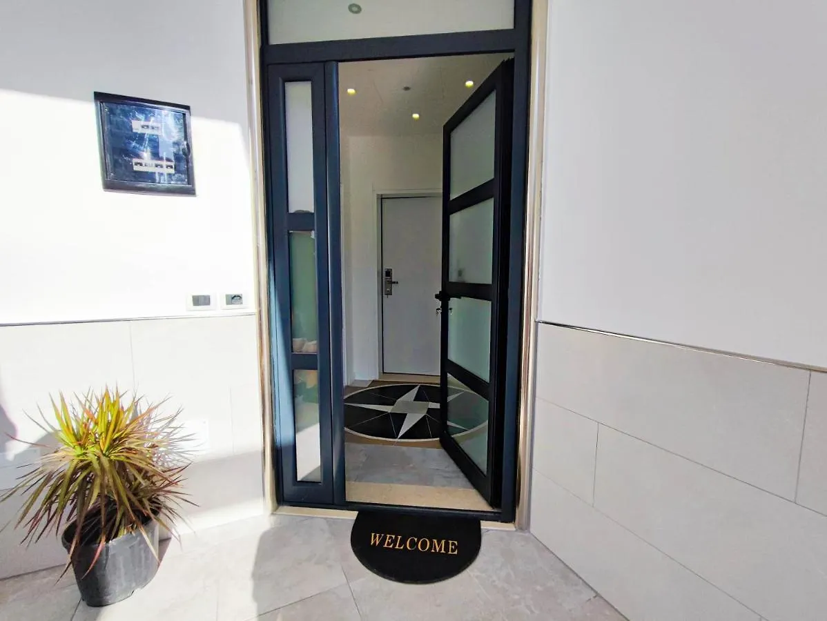Arial Trinity Suites Vlorë Pensión