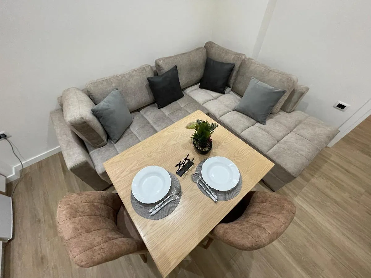 Arial Trinity Suites Vlorë Albanien