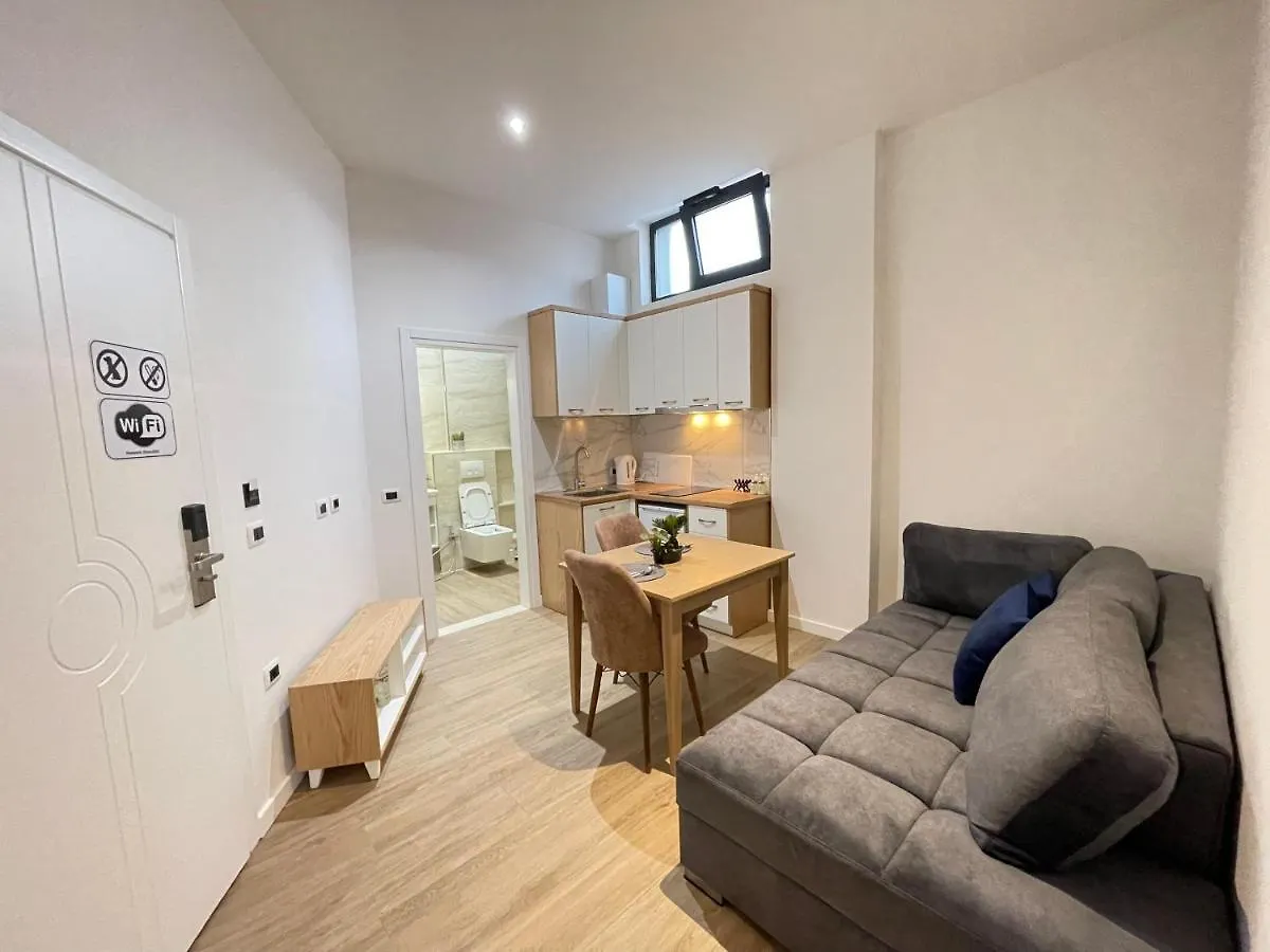 Arial Trinity Suites Vlorë Albanien