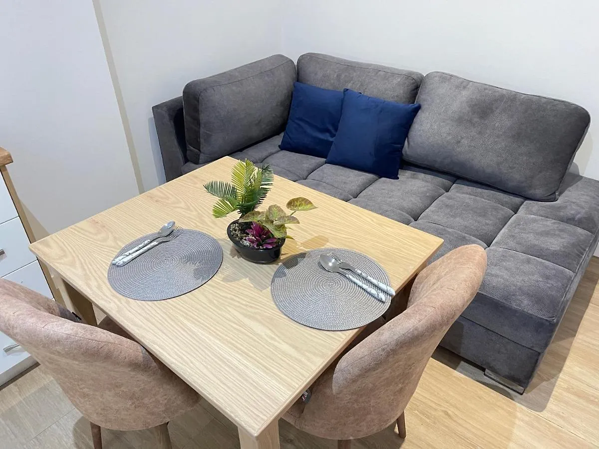 Arial Trinity Suites Vlorë 0*,