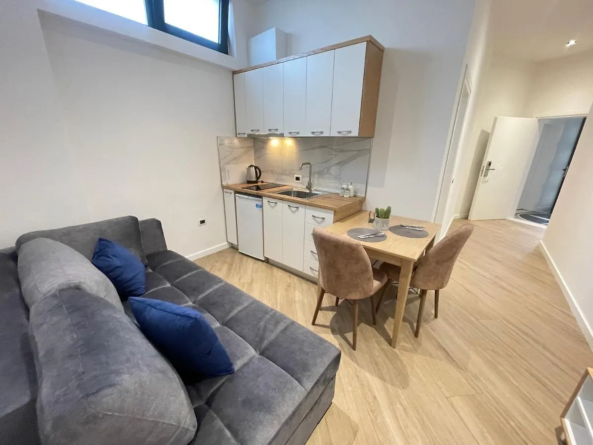 Gasthuis Arial Trinity Suites Vlorë Albanië