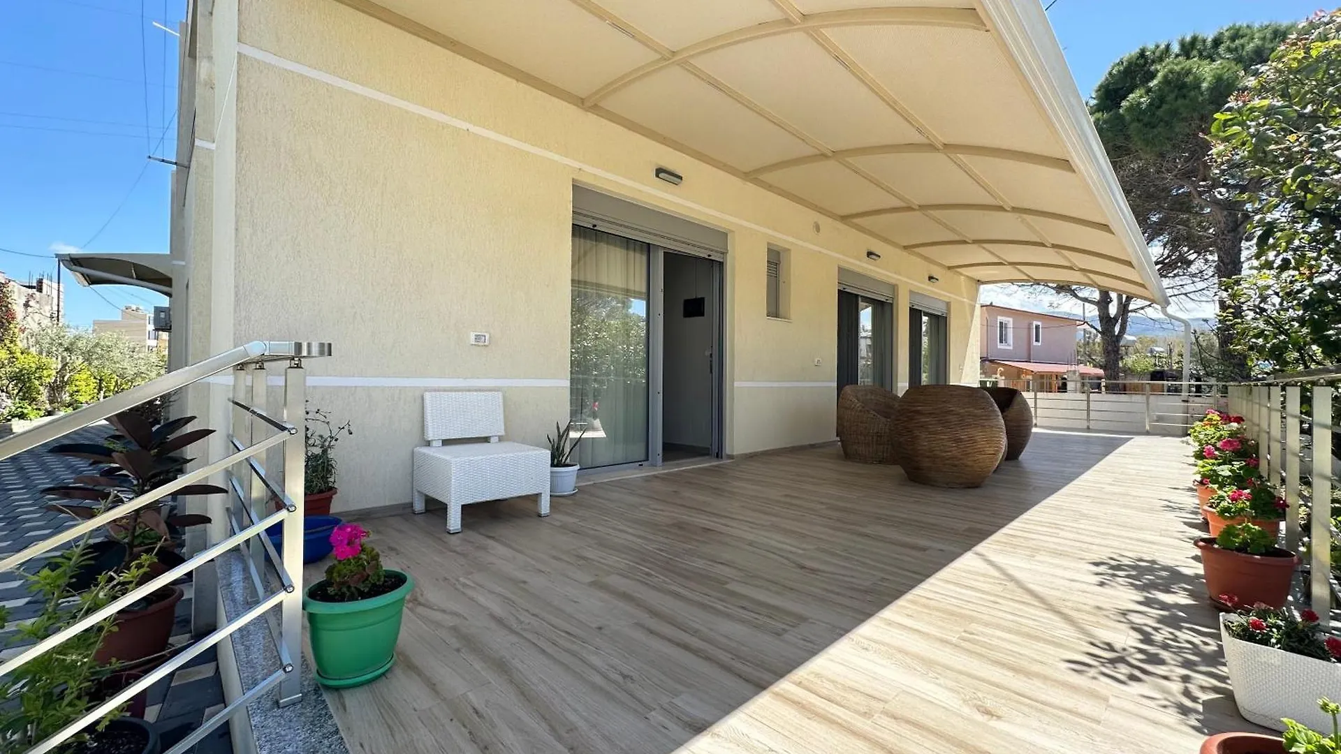 Pensión Arial Trinity Suites Vlorë Albania