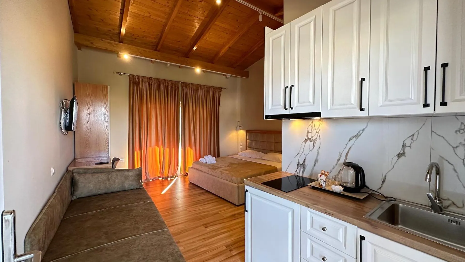 Arial Trinity Suites Vlorë