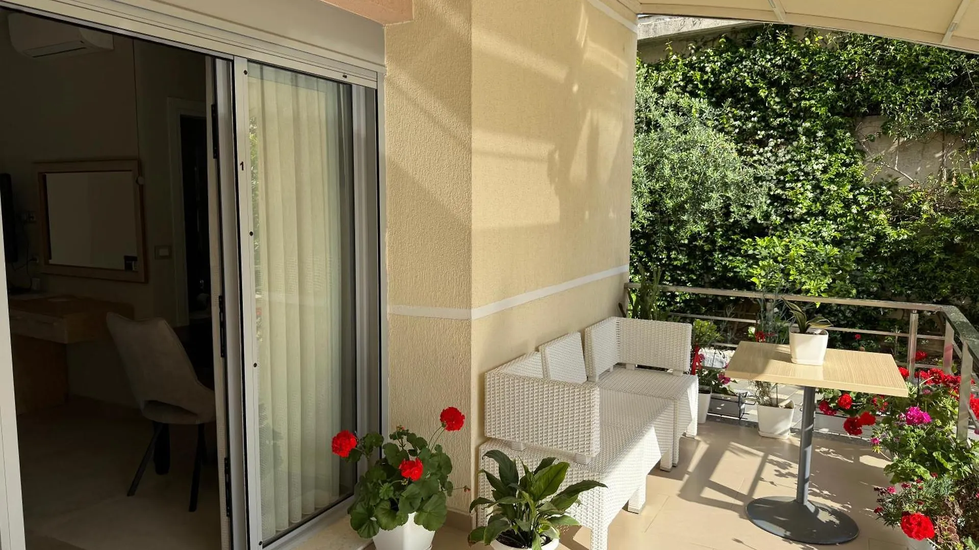 Arial Trinity Suites Vlorë