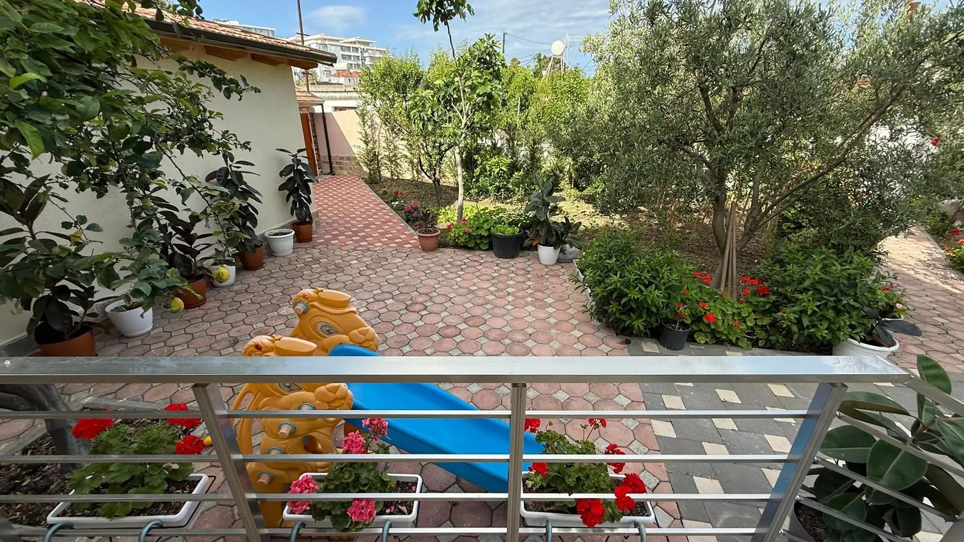 Arial Trinity Suites Vlorë Albania